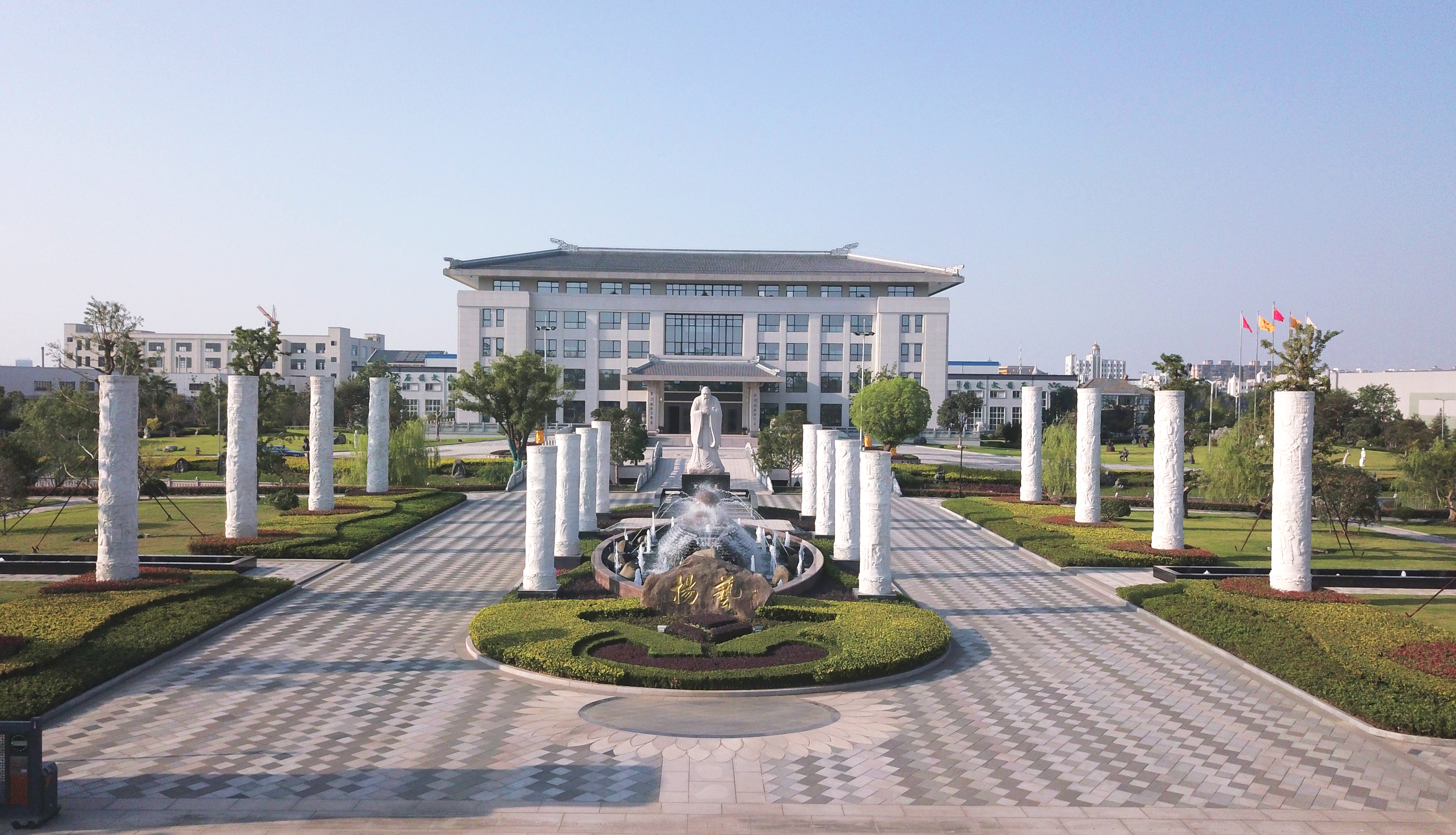 <b>官宣！我们开明抖音&视频号啦，Dou来关注吧~</b>