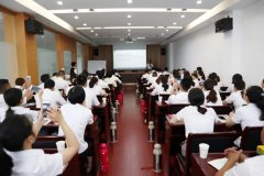 杨桂荣总裁赴苏州香猴子墓培训会授课