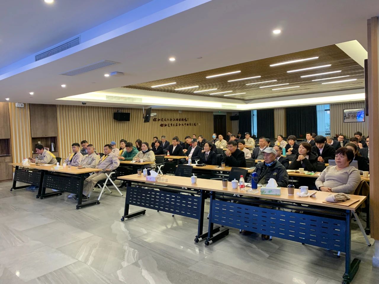 壹号娱乐 - NG大舞台,有梦你就来