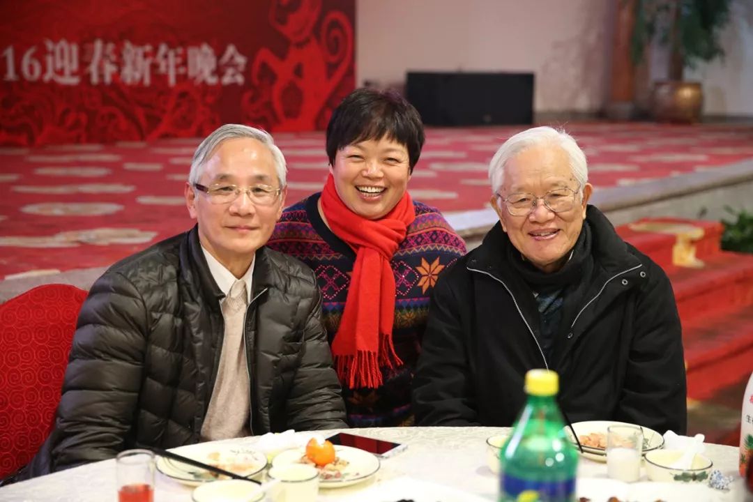 壹号娱乐 - NG大舞台,有梦你就来