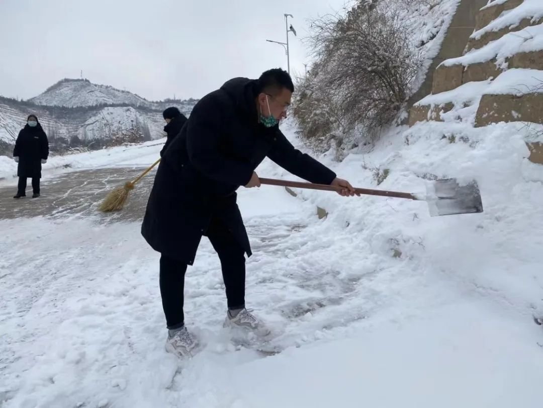 新春佳节的温暖守护 | 壹号娱乐以行动书写责任，拾金不昧照亮人心